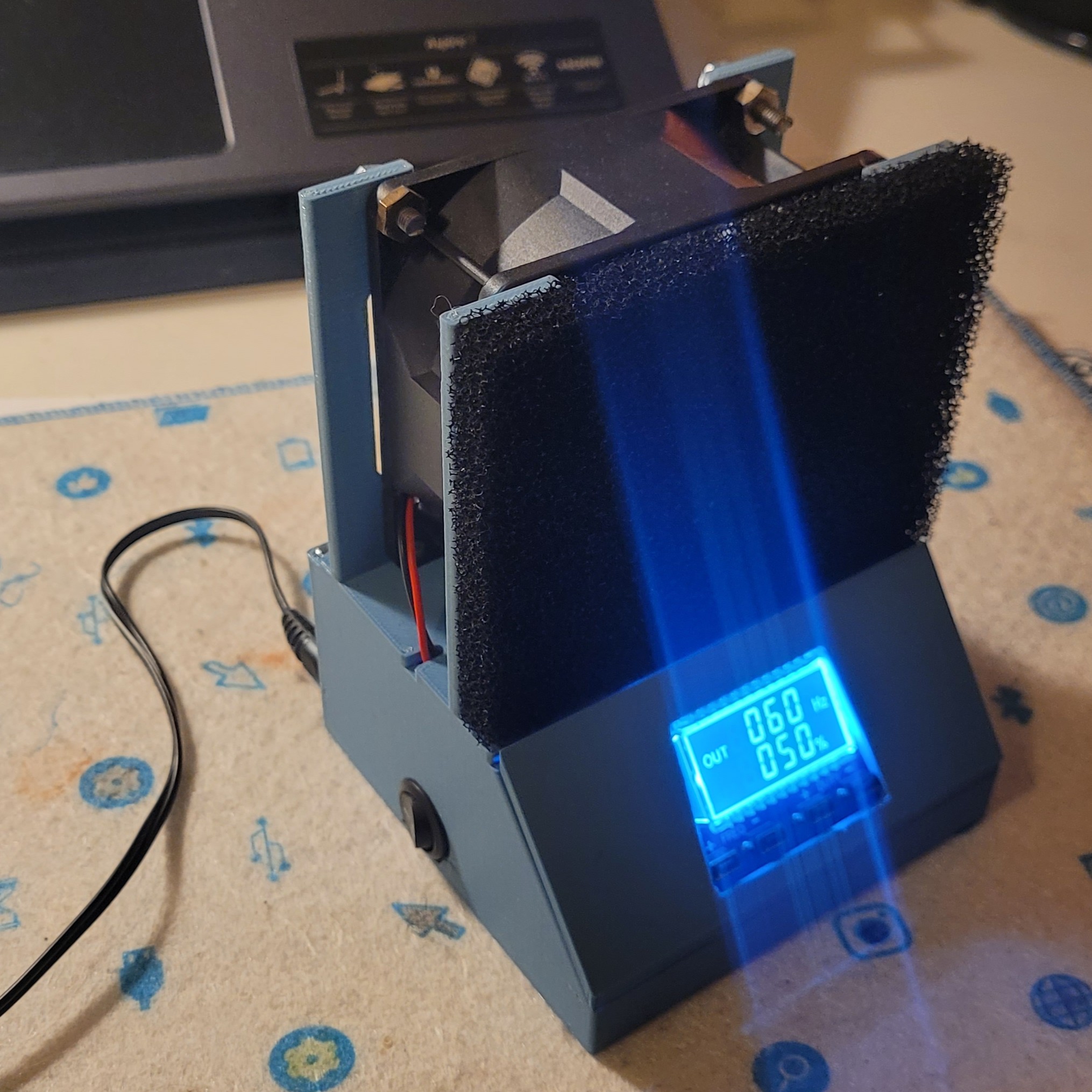 Front of the soldering fume extractor